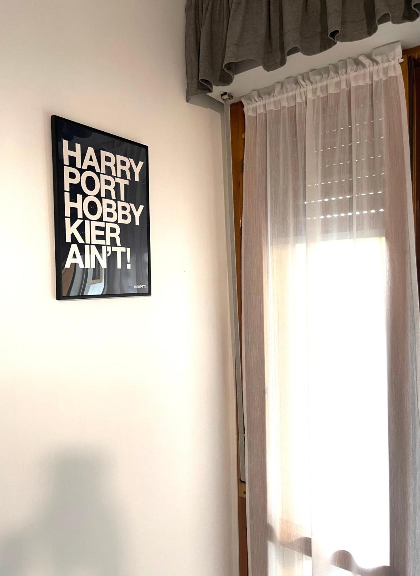Eneapolis Apartment Luaran gambar
